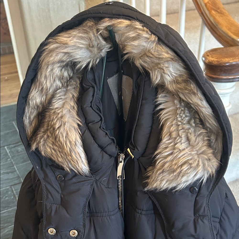 Maurices Black Puffer Jacket with Fur Trim - Picture 2 of 2